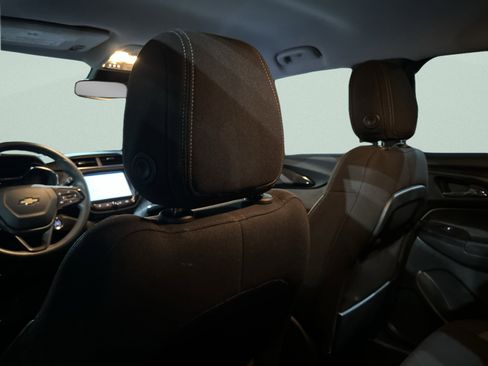 Used 2023 Chevrolet TrailBlazer LT w/ Convenience Package image 25