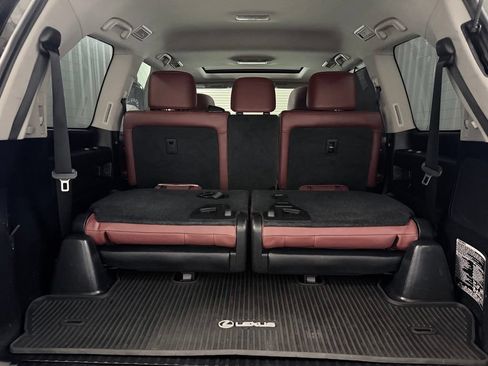 Used 2016 Lexus LX 570 4WD image 37