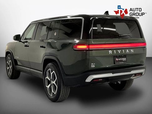 Used 2024 Rivian R1S Adventure Dual AWD/4WD image 3