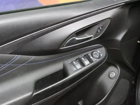 Used 2024 Buick Envista Sport Touring w/ Experience Buick Package FWD image 13