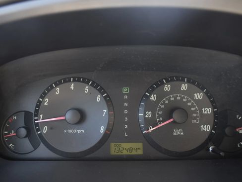 Used 2005 Hyundai Elantra GLS FWD image 15