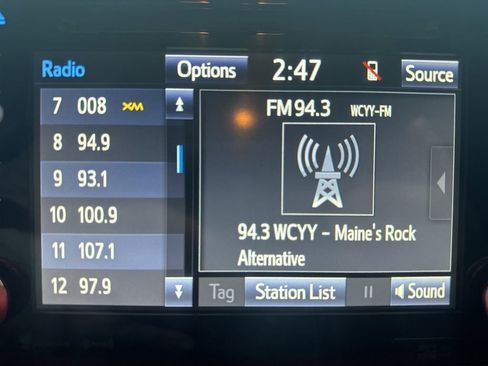 Used 2018 Toyota Tacoma TRD Sport w/ Technology Package image 22