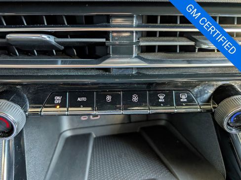 Certified 2025 Chevrolet Traverse LT image 22