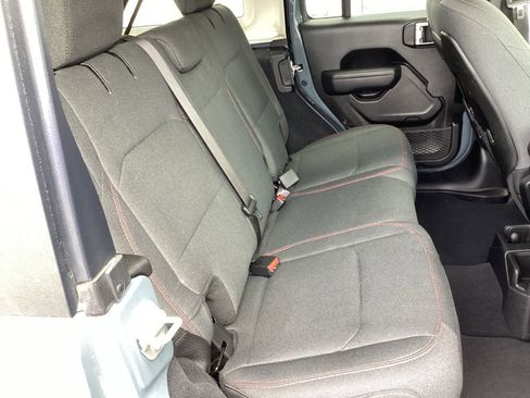 Used 2024 Jeep Wrangler Unlimited Rubicon image 19