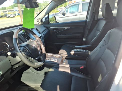 Used 2023 Honda Ridgeline RTL-E image 6