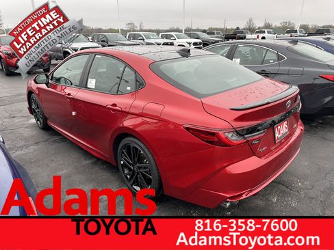 Used 2026 Toyota Camry XSE image 3