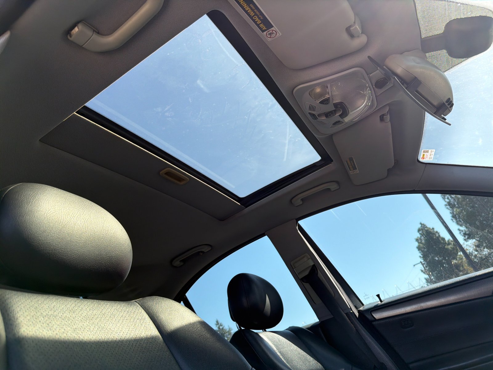 Used 2004 Mercedes-Benz C 230 Sedan image 12