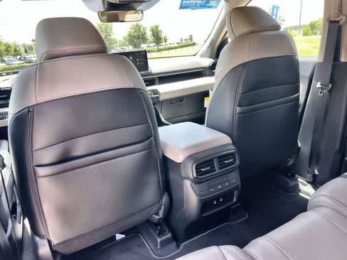 Certified 2026 Honda Pilot EX-L image 13