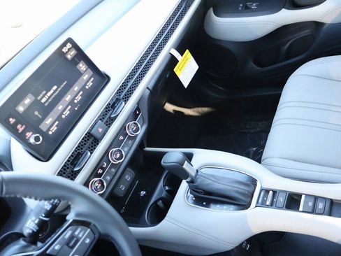 New 2026 Honda HR-V EX-L image 18