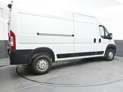 Used 2024 RAM ProMaster 2500 w/ Convenience Group FWD image 7