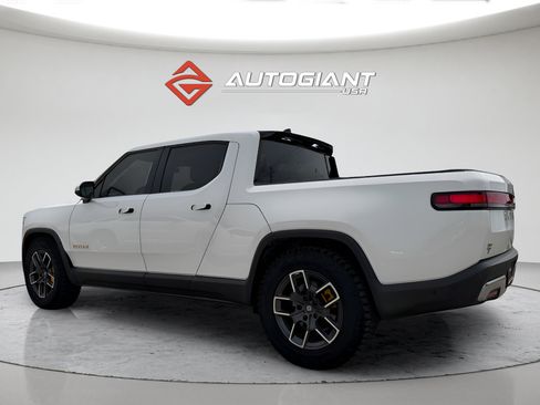 Used 2022 Rivian R1T Adventure AWD/4WD image 4