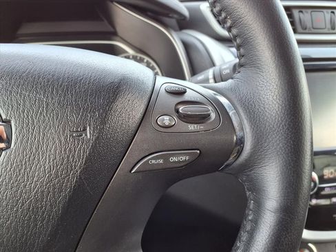 Used 2019 Nissan Murano SL w/ Cargo Package image 16