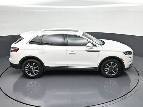 Used 2023 Lincoln Nautilus Reserve FWD image 21