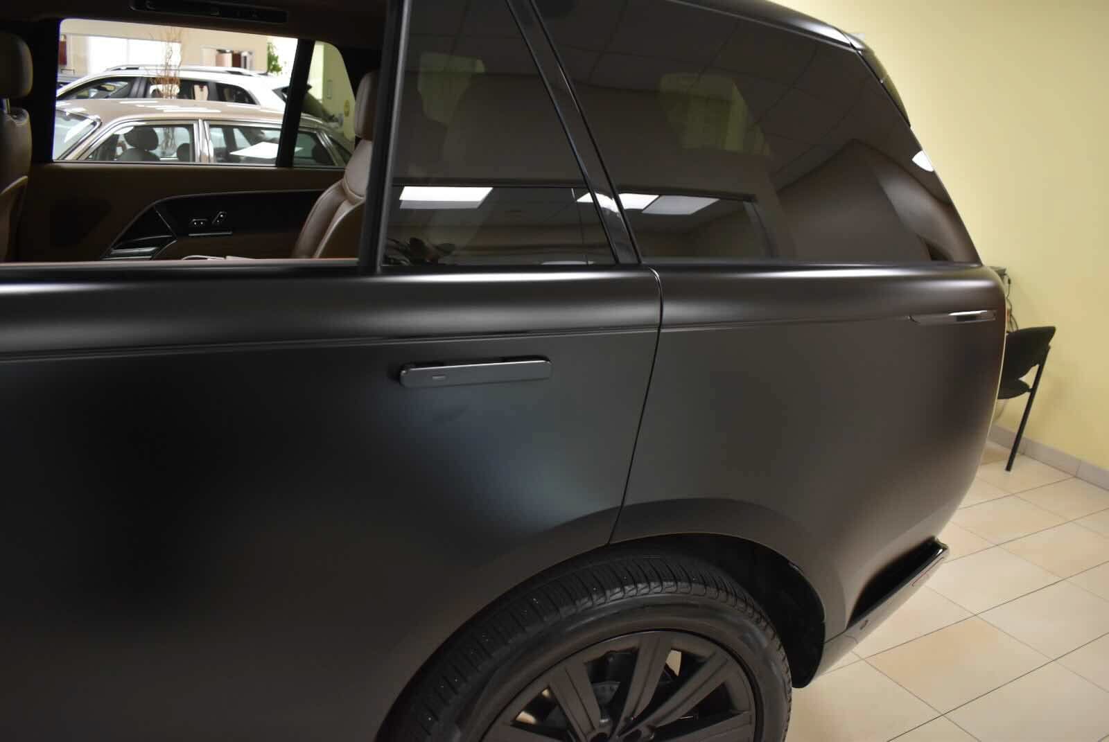 Used 2023 Land Rover Range Rover Long Wheelbase SE AWD/4WD image 71