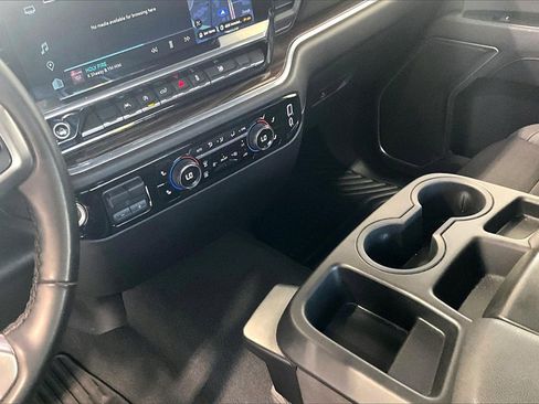 Used 2025 Chevrolet Silverado 1500 LT image 11