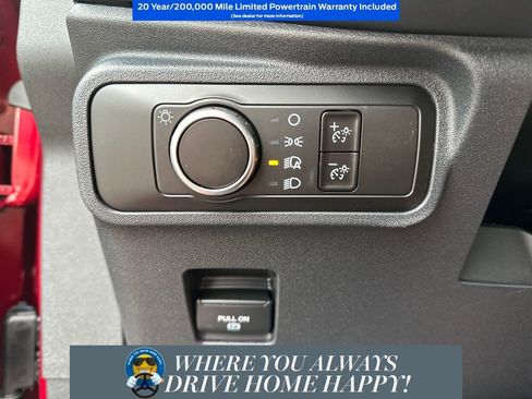 New 2025 Ford Bronco 4-Door image 21