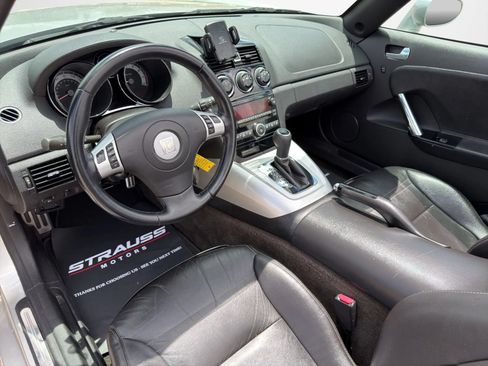 Used 2007 Saturn Sky Red Line RWD image 12