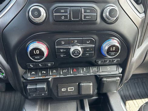 Used 2019 GMC Sierra 1500 AT4 w/ AT4 Premium Package AWD/4WD image 39