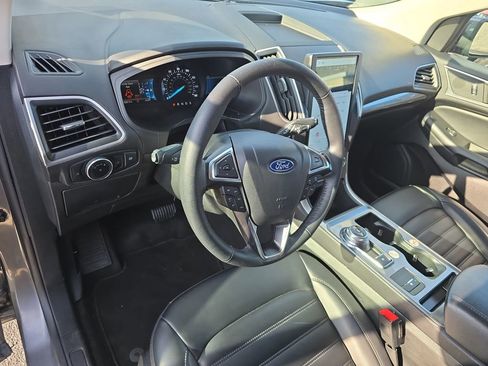Used 2024 Ford Edge SEL image 15