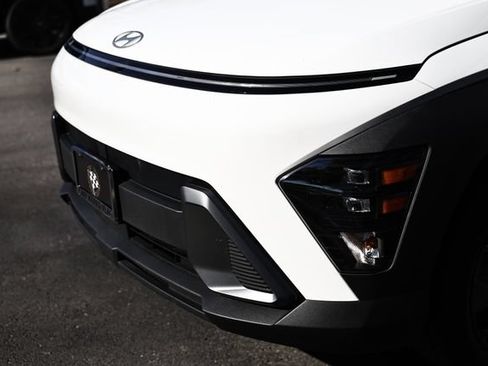 Used 2026 Hyundai Kona SEL Sport FWD image 11