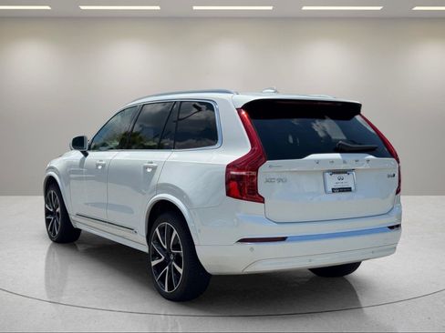 Used 2024 Volvo XC90 B6 Ultimate AWD/4WD image 3