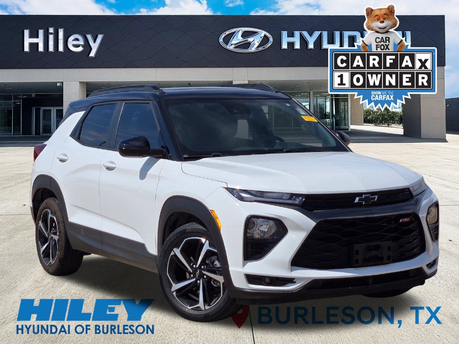 Used 2023 Chevrolet TrailBlazer RS w/ Sun and Liftgate Package FWD image 1
