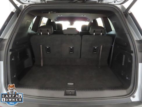 Used 2025 GMC Acadia Elevation image 24