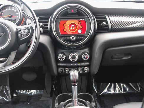 Used 2019 MINI Cooper S w/ Signature Upholstery Package image 13