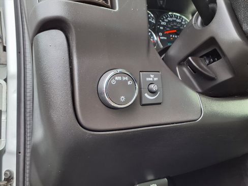 Used 2019 Chevrolet Express 3500 w/ Power Convenience Package image 8