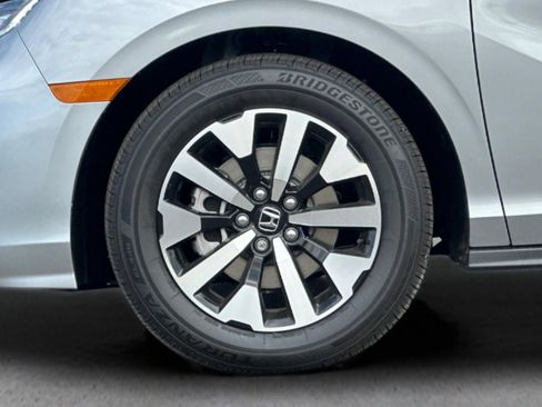 New 2026 Honda Odyssey EX-L image 32