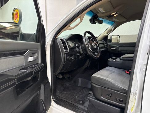 Used 2020 RAM 3500 Big Horn w/ Level 1 Equipment Group image 12