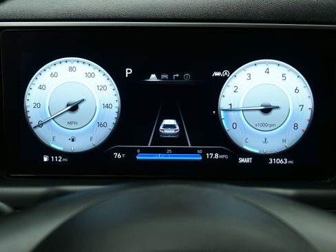 Certified 2023 Hyundai Tucson Limited AWD/4WD image 25