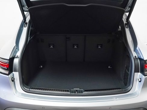 New 2026 Porsche Macan S image 28