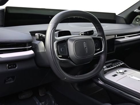 New 2026 Lincoln Navigator L Reserve w/ Jet Appearance Package image 11