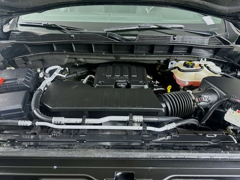 Used 2024 GMC Sierra 1500 Elevation image 32