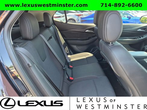 Used 2020 Buick Encore GX Select w/ Experience Buick Package FWD image 7