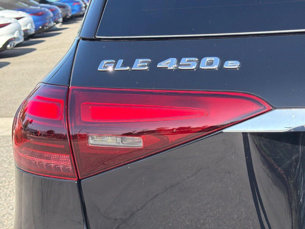 Certified 2025 Mercedes-Benz GLE 450e 4MATIC image 13