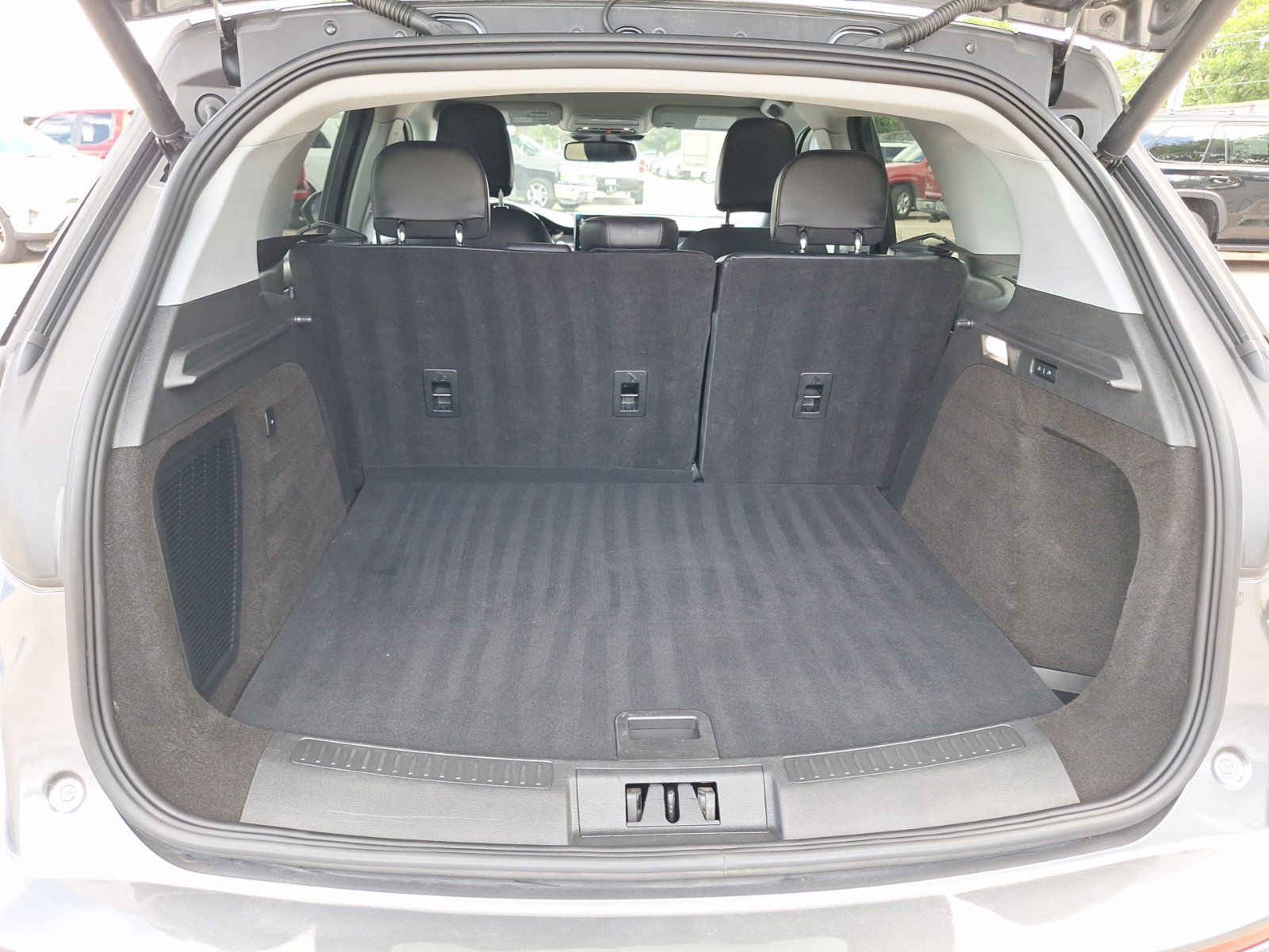 Used 2022 Lincoln Corsair FWD w/ Equipment Group 101A image 36