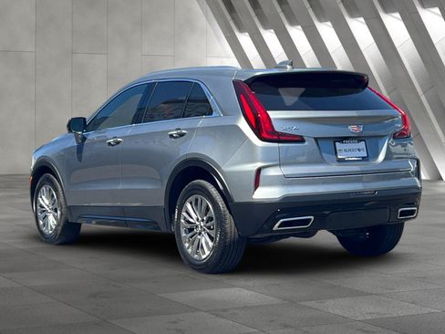 Certified 2025 Cadillac XT4 Premium Luxury FWD image 6