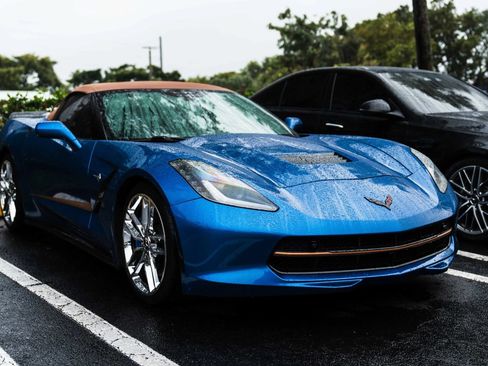 Used 2016 Chevrolet Corvette Stingray Convertible w/ 3LT Preferred Equipment Group RWD image 1