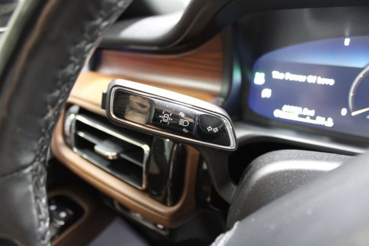 Used 2022 Lincoln Aviator Reserve w/ Equipment Group 201A AWD/4WD image 43