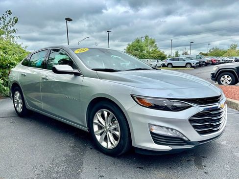 Used 2021 Chevrolet Malibu LT image 8