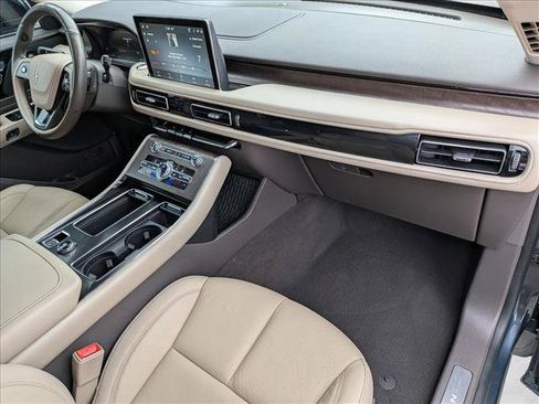 Used 2022 Lincoln Aviator Reserve w/ Equipment Group 201A AWD/4WD image 21
