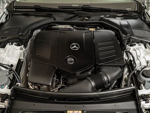 Certified 2025 Mercedes-Benz C 300 4MATIC Sedan image 41