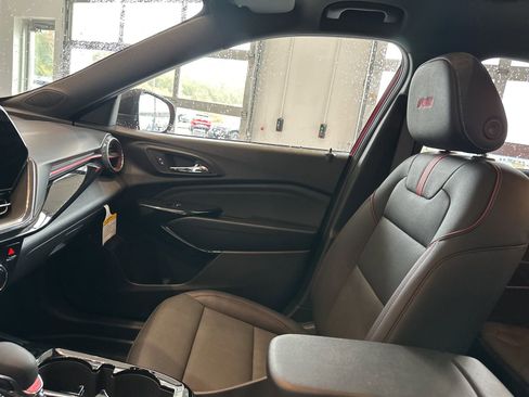 New 2026 Chevrolet Trax RS image 23