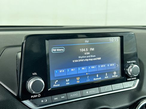 Used 2024 Nissan Sentra S FWD image 21