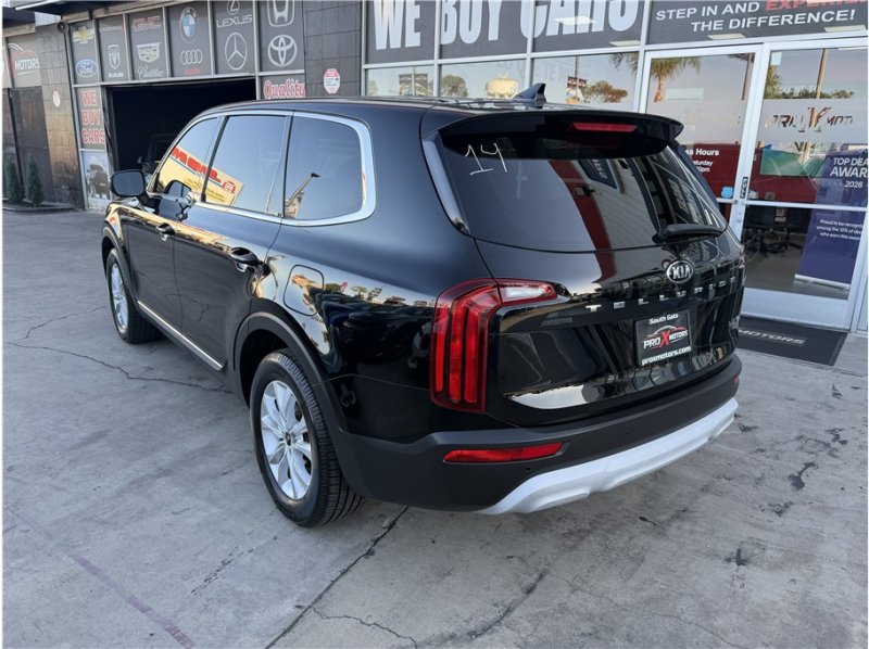 Used 2020 Kia Telluride LX FWD image 4