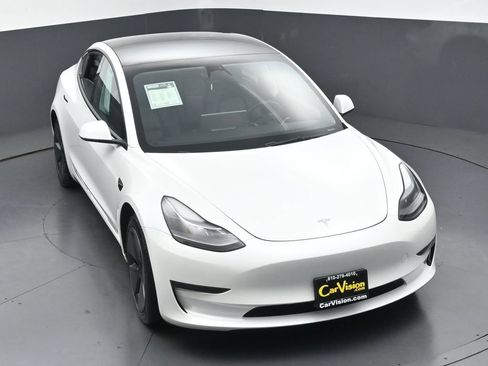 Used 2023 Tesla Model 3 Standard Range RWD image 42