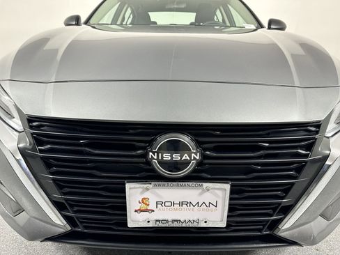 Certified 2024 Nissan Altima 2.5 SV image 27