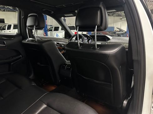 Used 2016 Mercedes-Benz E 350 Sedan image 18